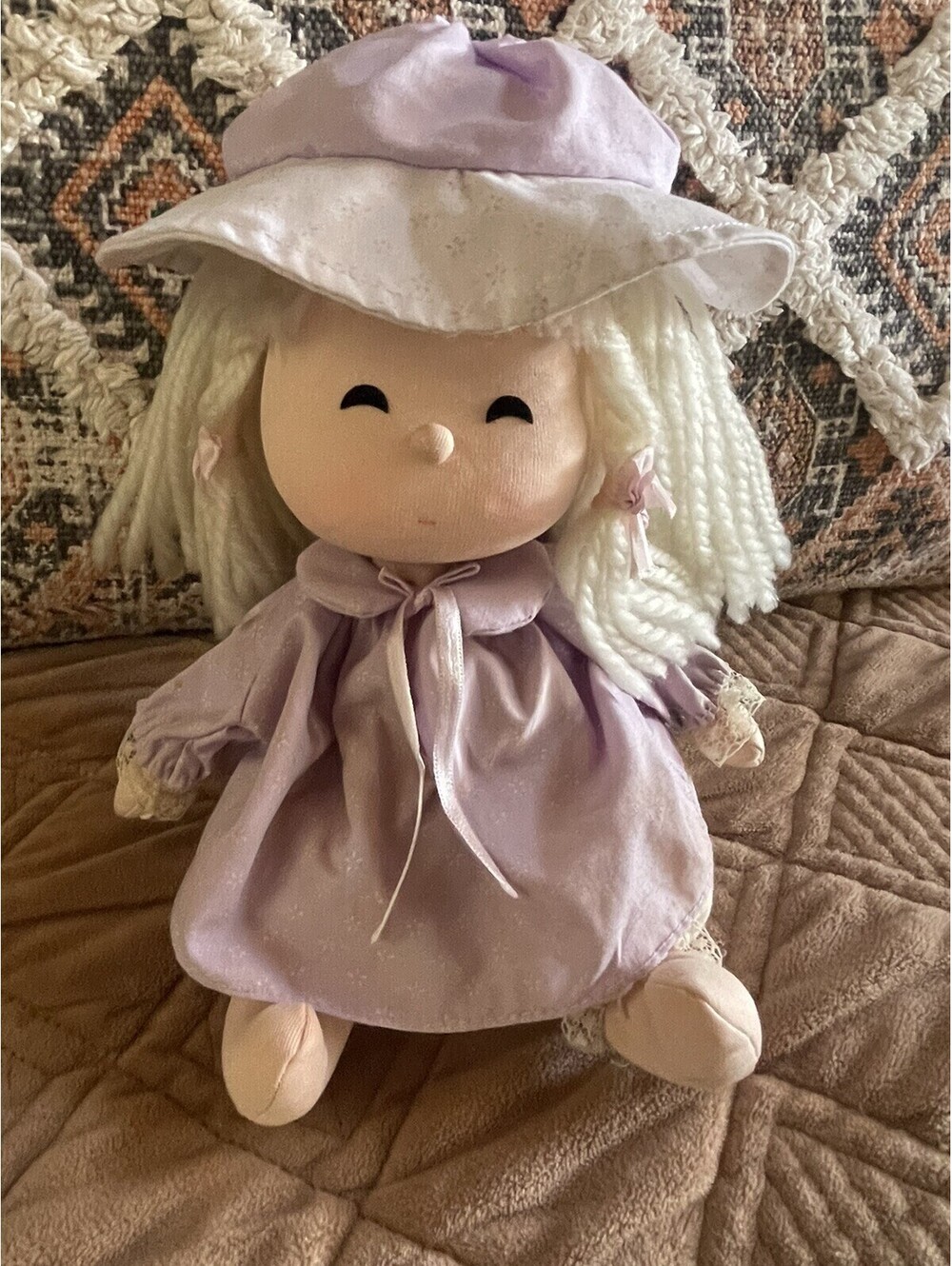 Russ Berrie Musical Doll, Melody Plays "Love Makes The World Go ‘Round".